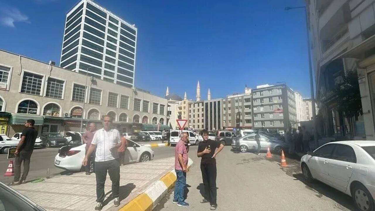 AFAD son dakika duyurdu, Şanlıurfa 5,8 ile sallandı: Prof. Dr. Ahmet Ercan’dan bölge için çok kritik uyarı! 2